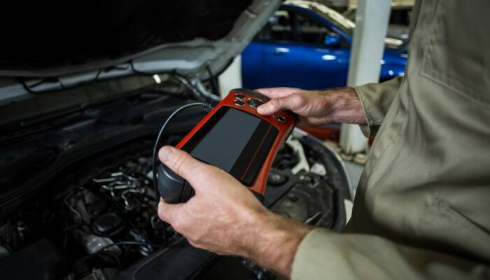 Top Car Jump Starters for Reliable Roadside Assistance