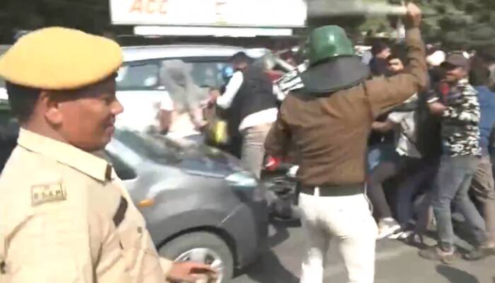 Bihar: Lathicharge On BPSC Aspirants Outside Office In Patna’s Bailey Road 