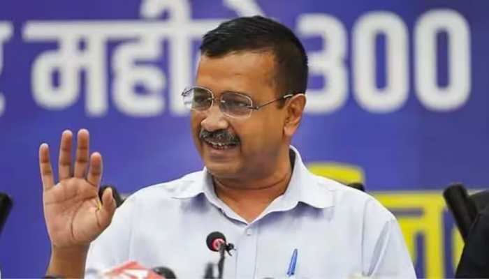 Delhi Assembly Polls: Kejriwal Promises Rs 10 Lakh Life Insurance For Auto Drivers, Rs 1 Lakh Aid For Daughter's Marriage