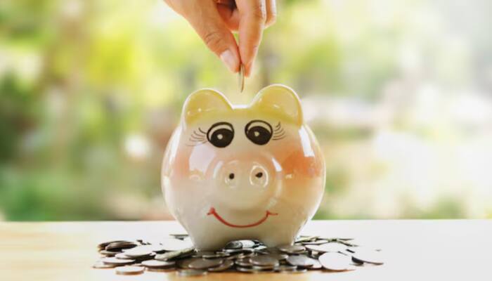 Top Wooden Piggy Banks to Teach Kids About Savings