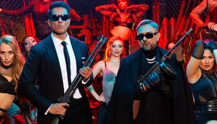 Sonu Sood And Yo Yo Honey Singh Join Forces For 'Hitman' Song In Upcoming Film 'Fateh' Sonu Sood And Yo Yo Honey Singh Join Forces For 'Hitman' Song In Upcoming Film 'Fateh'