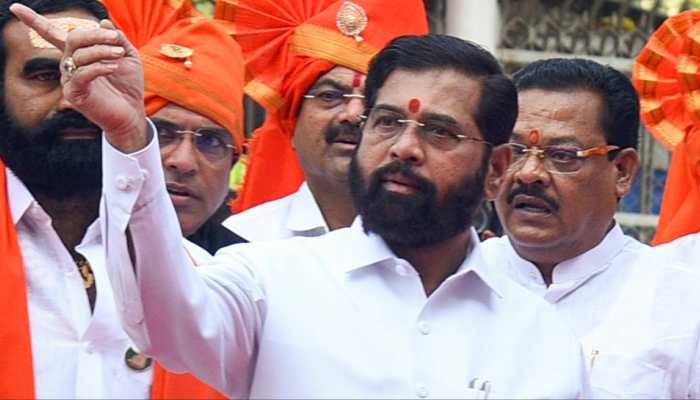 Maharashtra Cabinet Expansion: 12 Shiv Sena MLAs To Take Oath As Ministers Today, Swearing-In Ceremony At 4 PM Maharashtra Cabinet Expansion: 12 Shiv Sena MLAs To Take Oath As Ministers Today, Swearing-In Ceremony At 4 PM
