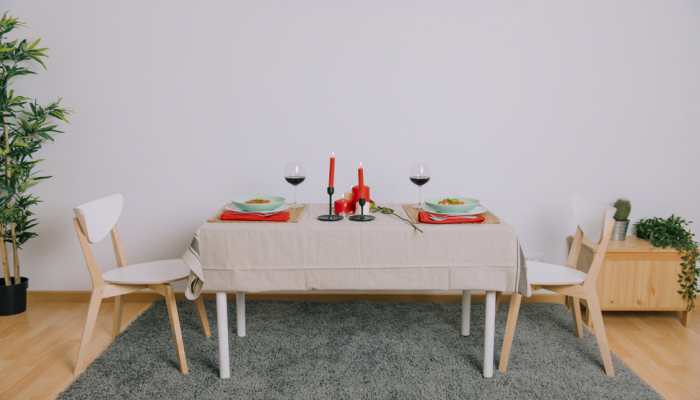 Buy These Elegant Table Runners and Placemats: Take Your Dining to the Next Level