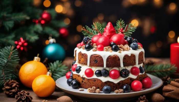 8 Traditional Christmas Cakes Around The World To Try Your Hands On