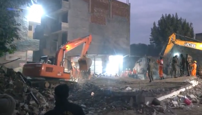 Mohali Building Collapse: Rescue Efforts Ongoing, Building Owners Booked As 1 Dead Mohali Building Collapse: Rescue Efforts Ongoing, Building Owners Booked As 1 Dead