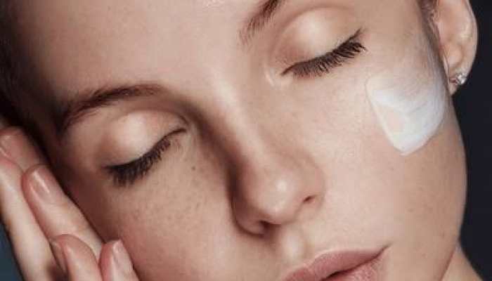 The Essential Benefits of Night Creams: Rejuvenation and Repair While You Sleep