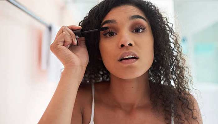 Mascaras: The Essential Beauty Tool for Voluminous, Defined Lashes