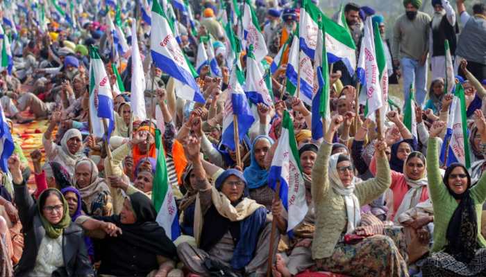 Farmers Call For 'Punjab Bandh' On December 30: Road, Rail Services Likely To Be Hit Farmers Call For 'Punjab Bandh' On December 30: Road, Rail Services Likely To Be Hit