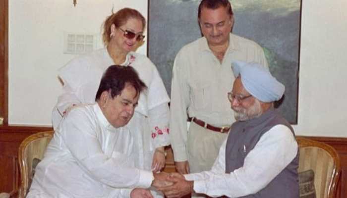  Saira Banu Pays Heartfelt Tribute To Dr Manmohan Singh, Recalls Former PM's Warm Welcome For Dilip Kumar - In Pics 