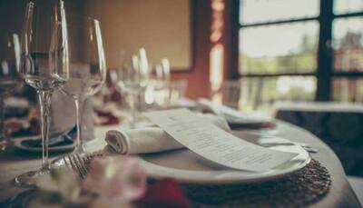 Sparkle And Style: DIY Table Settings To Dazzle Your New Year Feast