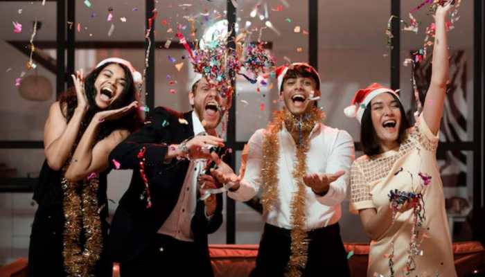 How to Host The Perfect New Year’s Eve Party?