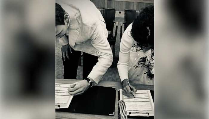 Taapsee Pannu's Husband Mathias Boe Rings In 2025 With Unseen Wedding Pic Taapsee Pannu's Husband Mathias Boe Rings In 2025 With Unseen Wedding Pic