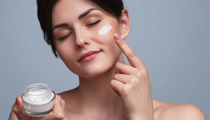 The Power of Night Creams: Hydrate, Repair, and Rejuvenate While You Sleep