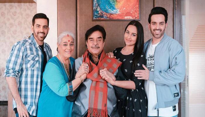 Shatrughan Sinha Recalls His Sons Asked His Permission To Have Beer; Netizens Say At Least They Are Better Than Your Daughter 