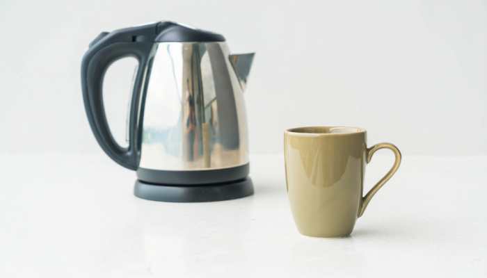 Buy These Ultimate Best Electric Kettles of 2025