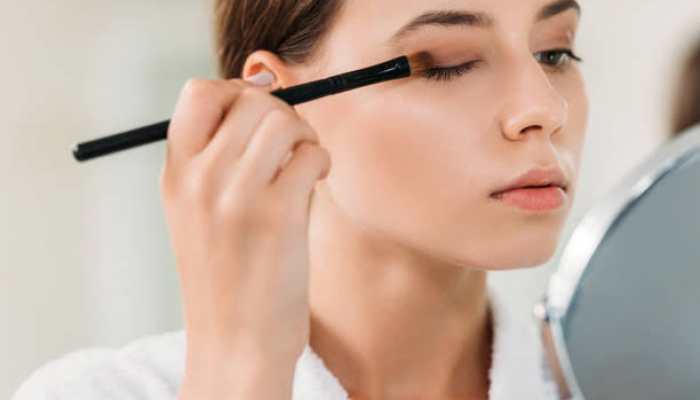 The Ultimate Guide to Eyeshadow: Creativity, Versatility, and Bold Looks