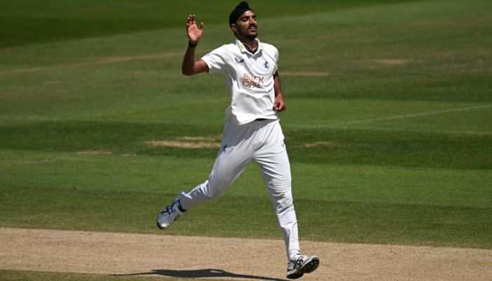 Arshdeep Singh Or Arshdeep Swing: India Pacer Bowls 'Banana Swing' In County Championship, Video Goes Viral - Watch Arshdeep Singh Or Arshdeep Swing: India Pacer Bowls 'Banana Swing' In County Championship, Video Goes Viral - Watch