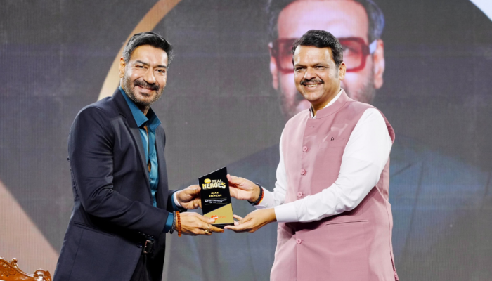 Zee Real Heroes Awards 2024: Ajay Devgn Receives ‘Impact Personality Of The Year’ From CM Devendra Fadnavis Zee Real Heroes Awards 2024: Ajay Devgn Receives ‘Impact Personality Of The Year’ From CM Devendra Fadnavis