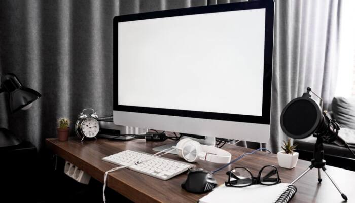 Great Republic Day Sale: Big Discounts on Computer Screens