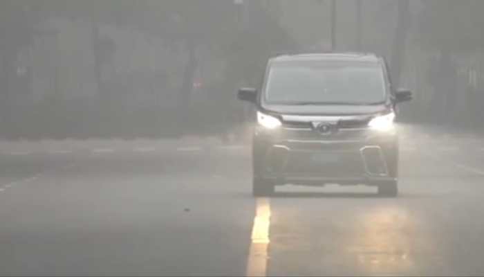 Delhi Weather: IMD Issues Yellow Alert As Fog, Cold Waves Continue To Grip Capital; Flight &amp; Train Services Hit