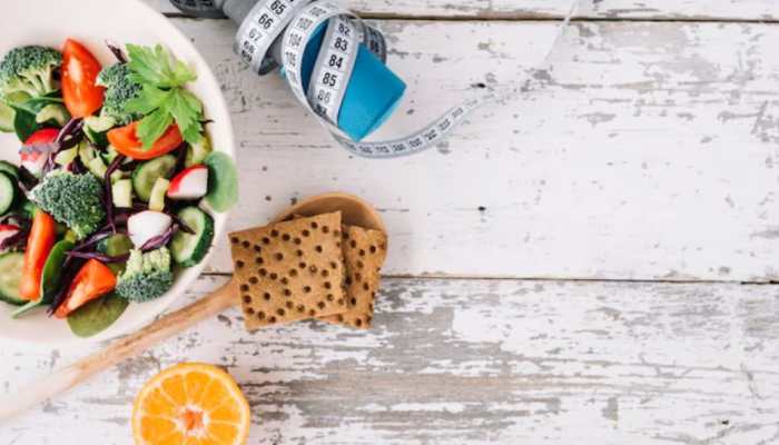 9 Simple Habits After Dinner That Can Help You Stay On Track With Weight Loss