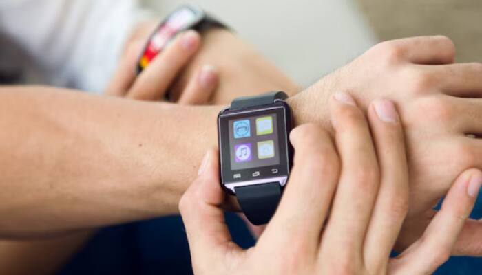 Wrist Wonders: Top Smartwatches to Grab During Marvelof's Republic Day Sale