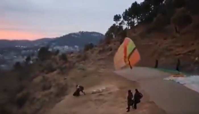 Tragic Paragliding Accident In Himachal Pradesh: Gujarat Teen Dies; Watch