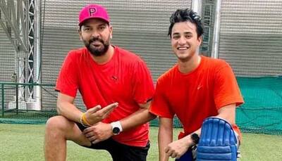 Yuvraj Singh’s Witty Applause Lights Up Abhishek Sharma’s Explosive Knock Against England