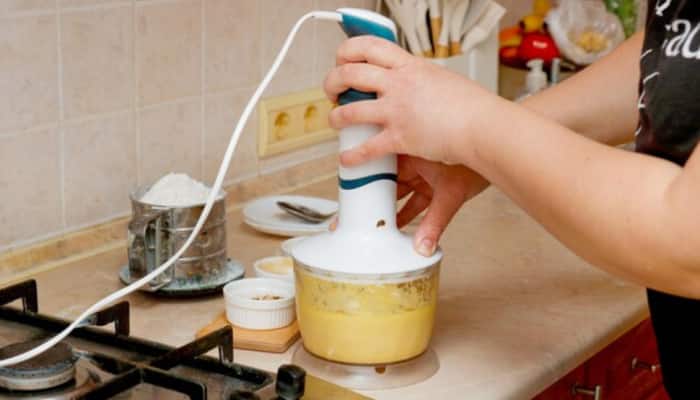 Blend, Mix, and Puree: Top Electric Hand Blenders for Effortless Cooking