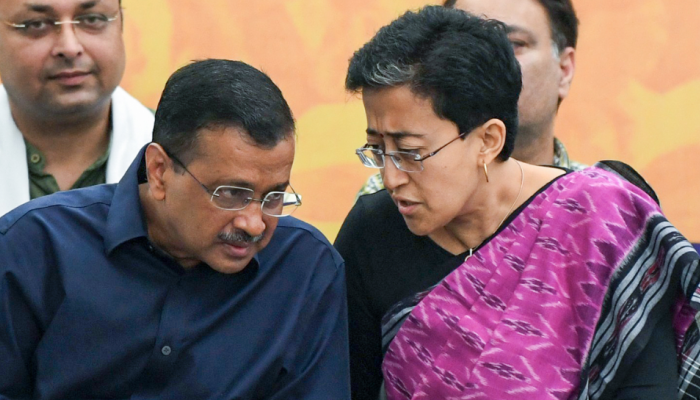 'In Next 5 Years...': Kejriwal Vows To Eliminate Unemployment In Delhi In Run-Up To Polls 'In Next 5 Years...': Kejriwal Vows To Eliminate Unemployment In Delhi In Run-Up To Polls