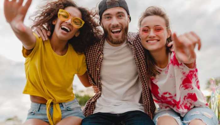 1 In 4 Singles Turn Dating App Connections Into Friendships