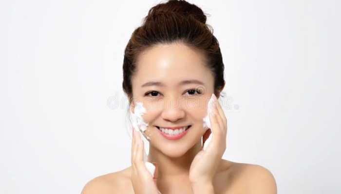Essential Guide to Choosing the Right Face Cleanser for Your Skin
