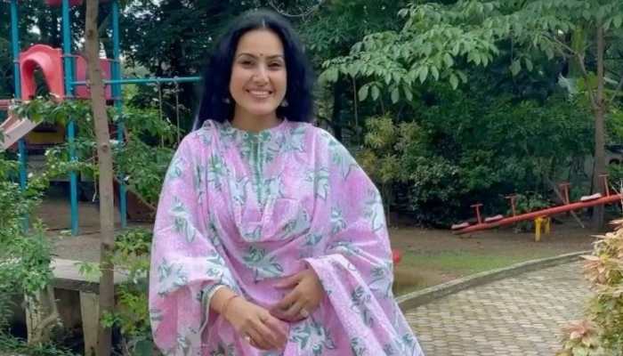 Actress Kamya Panjabi Raises Bold Questions Ahead Of Republic Day: 'We Celebrate Freedom But...' Actress Kamya Panjabi Raises Bold Questions Ahead Of Republic Day: 'We Celebrate Freedom But...'
