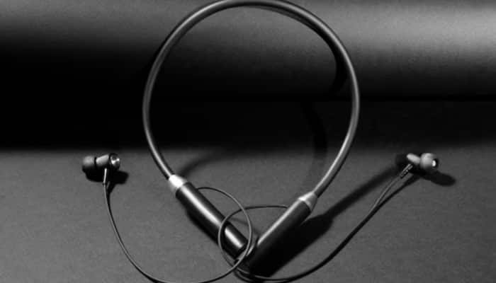 Get the Best Sound Neckband Deals at Myntra's Style Parade Sale!