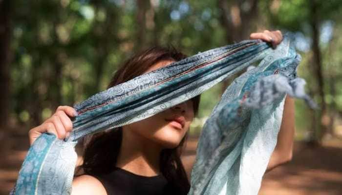 Scarves for Every Season: A Versatile Accessory for Style and Comfort
