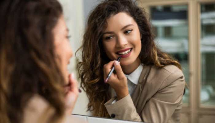 Mastering Lip Definition: The Essential Guide to Lip Liners Mastering Lip Definition: The Essential Guide to Lip Liners