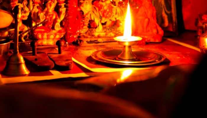 Puja Ghar Vastu Tips: Avoid THESE 8 Common Mistakes In Your Home Temple For Financial Stability