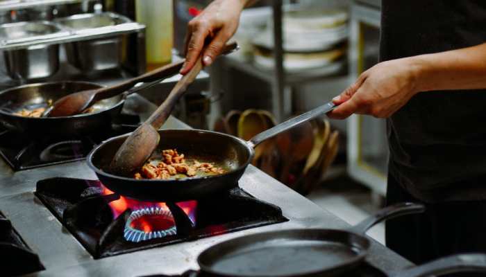 Buying the Perfect Roti Tawa: Fluffy Rotis Every Time Buying the Perfect Roti Tawa: Fluffy Rotis Every Time