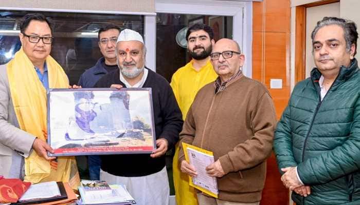 AIKS Demands Minority Status, Commission For Kashmiri Pandits