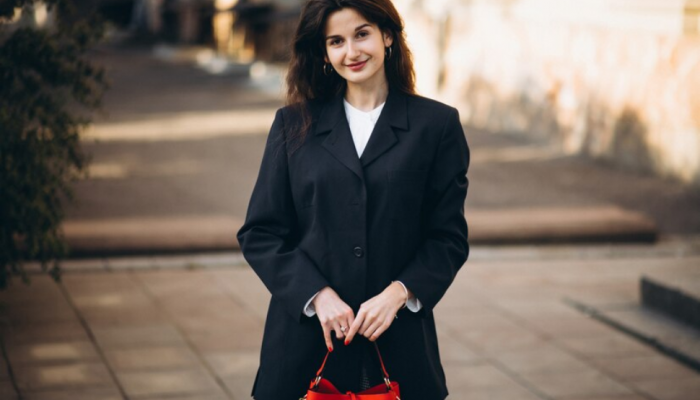 From Casual to Classic: The Best Women's Blazers for Every Season From Casual to Classic: The Best Women's Blazers for Every Season
