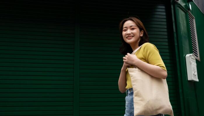 Effortless Style: Your New Go-To Tote Bag