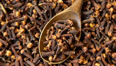 A Powerful Health Boost: 9 Reasons To Chew 1 Clove Daily On An Empty Stomach