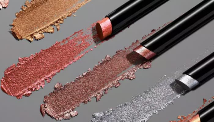 Buying Eyeshadow Sticks for Beginners: Easy Eye Looks