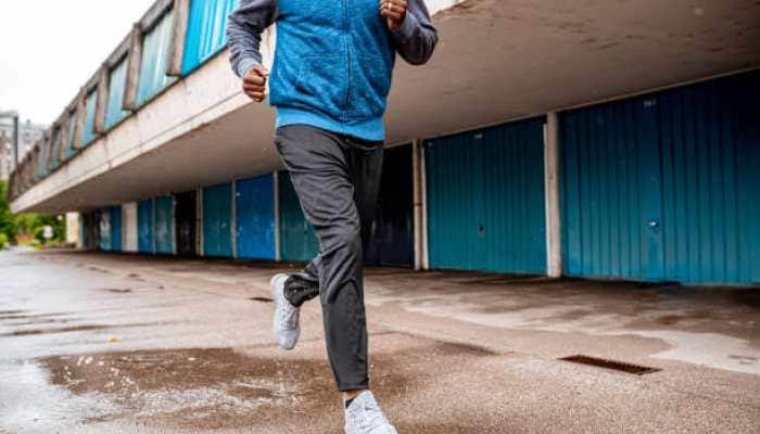 Men’s Track Pants: The Ultimate Blend of Comfort, Style, and Functionality