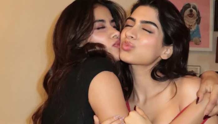 Janhvi Kapoor Attends Sister Khushi’s Loveyapa Screening, Takes A Day-Off 