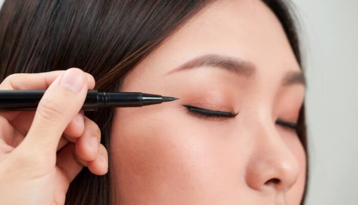 Top 4 Best Eyeliners: Long-Lasting, Smudge-Free Eye Makeup