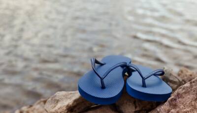 Shop Trendy Women’s Flip Flops at Myntra Fashion Carnival Sale
