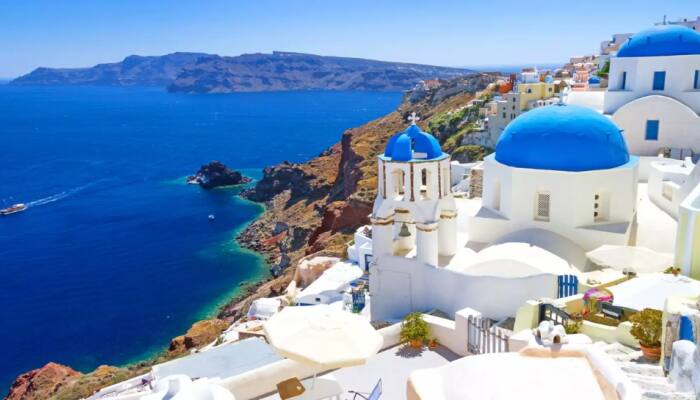 Greece’s Top Honeymoon Destination Santorini Hit By Over 7,700 Earthquakes In A Week: Is Your Favourite 'Instagram Island' In Danger?