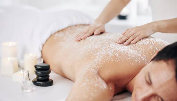 Grab these Body Scrubs at the Myntra Fashion Carnival Sale
