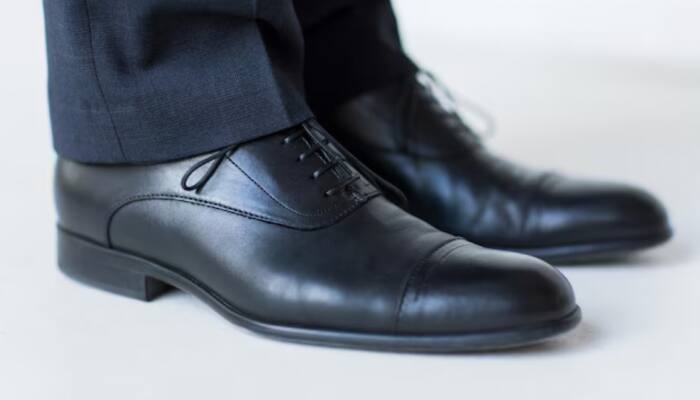 The Best Men's Formal Loafers You Can Buy From Myntra Fashion Carnival Sale